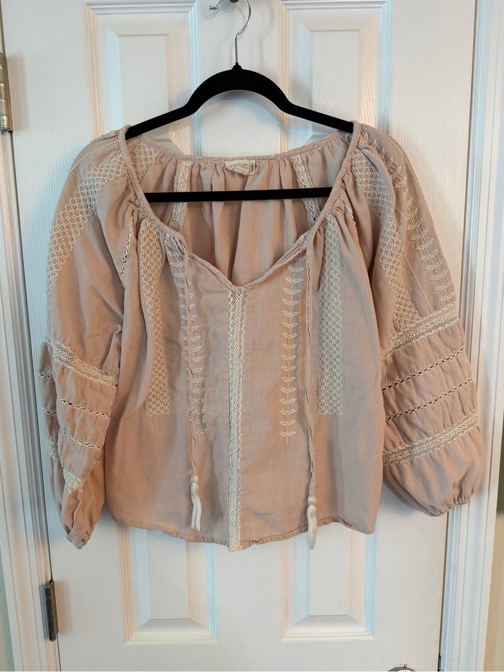 Nicole Miller Artelier Blush Embroidered Boho Peasant Top Medium Cotton - Picture 2 of 6